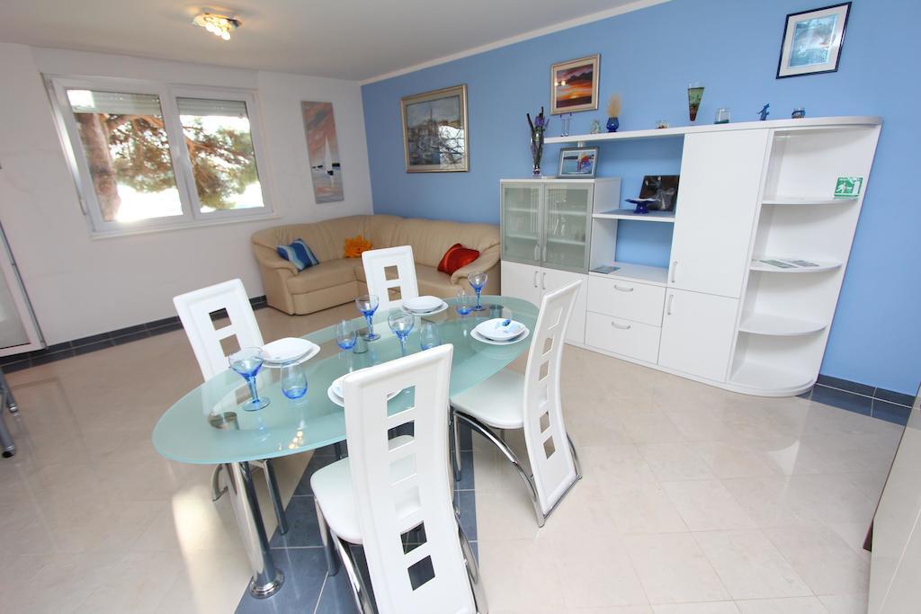 Apartment Nautica Novigrad Istria Værelse billede